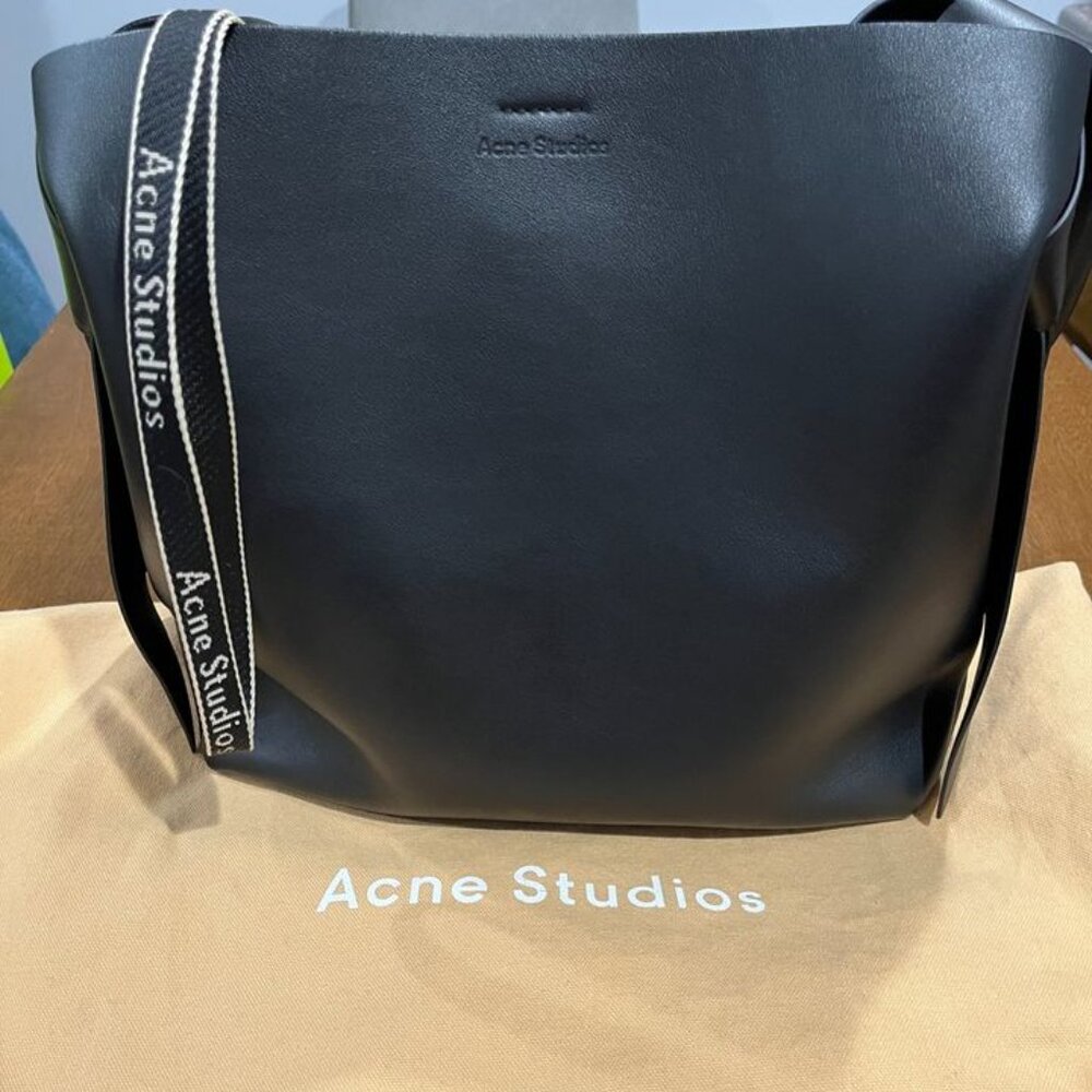 Musubi midi shoulder bag - black - Picture 6 of 9